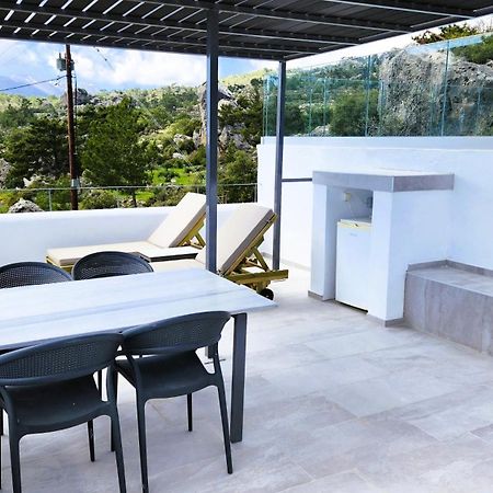 Villa M - Villa With Private Pool And Yard Anatoli  Екстер'єр фото