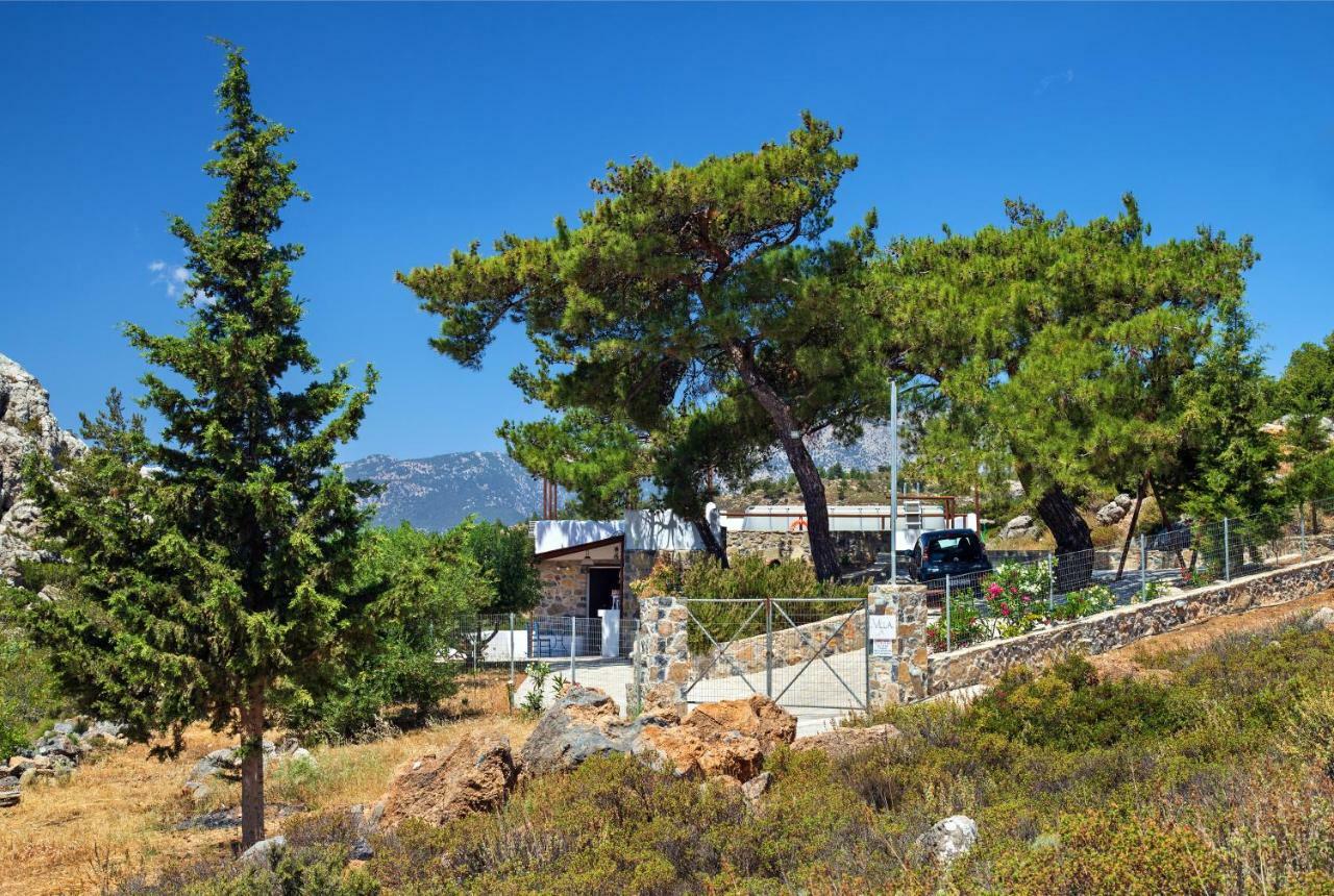 Villa M - Villa With Private Pool And Yard Anatoli  Екстер'єр фото