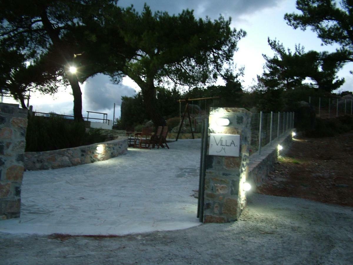 Villa M - Villa With Private Pool And Yard Anatoli  Екстер'єр фото